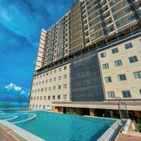 Uma Hotel And Residences Naga  Exteriör bild